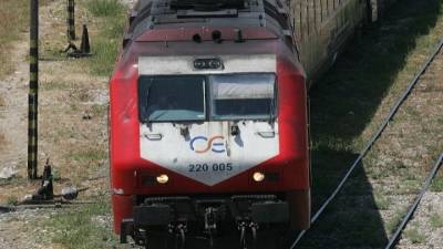 Ανατροπή: Κανονικά τα δρομολόγια σε τρένα και προαστιακό