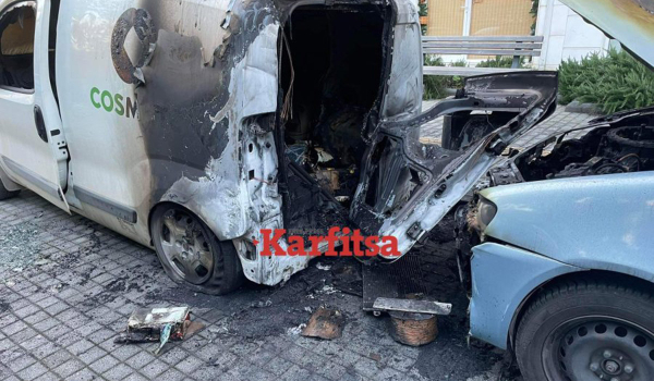 Θεσσαλονίκη: Άγνωστοι έβαλαν φωτιά σε όχημα εταιρείας τηλεπικοινωνιών