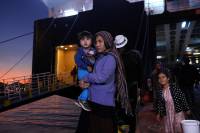Στο λιμάνι του Πειραιά 155 πρόσφυγες και μετανάστες από Μυτιλήνη και Κάλυμνο