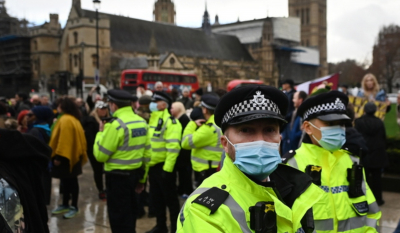 Βρετανία: Συναγερμός για «εξαιρετικά πιθανό» τρομοκρατικό χτύπημα