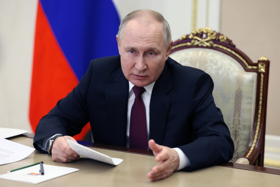 Ο Πούτιν ζητά τη βελτίωση των επιδόσεων του στρατιωτικού εξοπλισμού