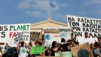 Πορείες για την κλιματική αλλαγή σε Αθήνα και Θεσσαλονίκη - «Σώστε τον πλανήτη, δεν έχουμε άλλο σπίτι» (video)