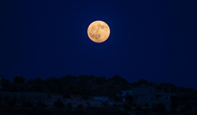 Πανσέληνος Απριλίου 2022: Γιατί το λέμε «Ροζ Φεγγάρι»