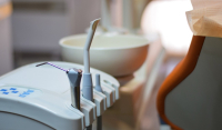 Στα άκρα οι οδοντίατροι: Κάθε χρόνο «χάνεται» το κονδύλι για την οδοντιατρική κάλυψη - Τώρα χάνονται και οι συντάξεις τους