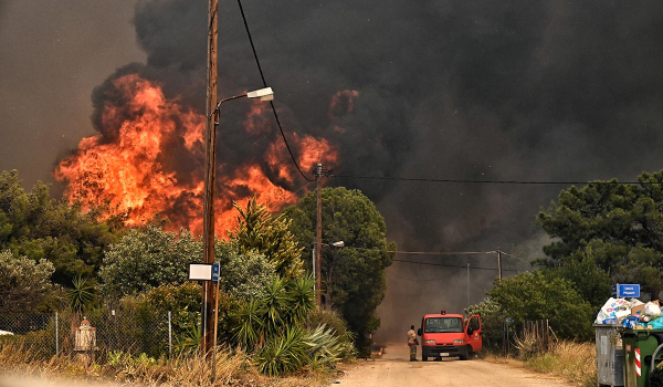 Meteo: «Hot-Dry-Windy» ο καιρός σήμερα και αύριο - Ποιες περιοχές είναι στο «κόκκινο» για νέες πυρκαγιές