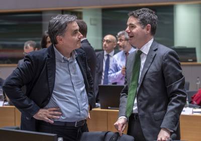 Το Eurogroup άναψε «πράσινο φως» θετικά μέτρα και μη περικοπές στις συντάξεις