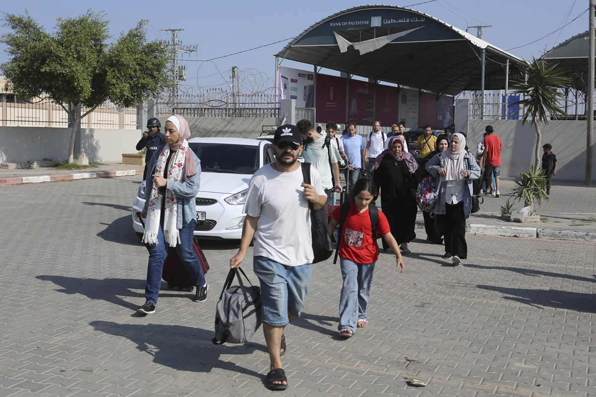 Ακόμα τέσσερεις Έλληνες απεγκλωβίστηκαν από τη Γάζα