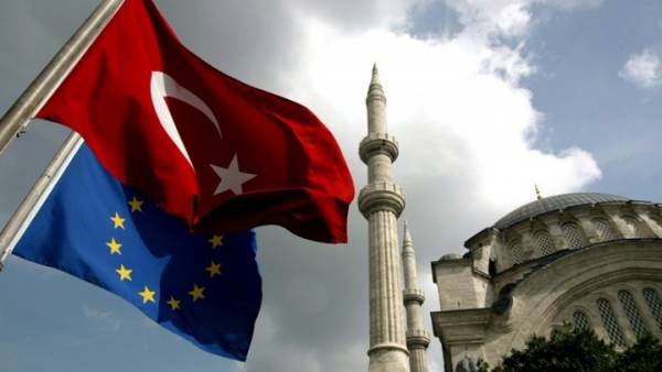 Η ΕΕ συμφώνησε για τις κυρώσεις κατά της Τουρκίας - «Παγώνει» τα προενταξιακά κονδύλια