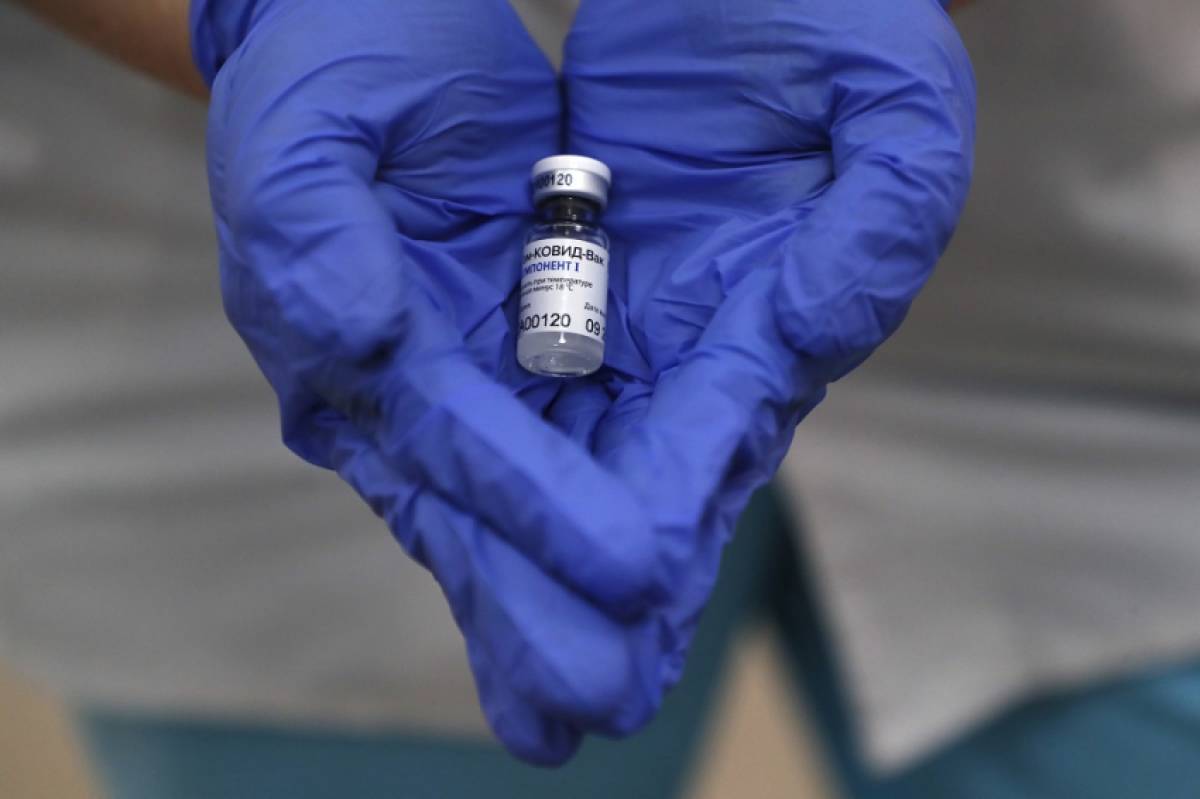 Ρωσία: 100% αποτελεσματικό το δεύτερο ρωσικό εμβόλιο στις κλινικές δοκιμές