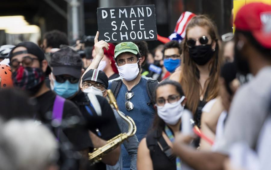 Από διαμαρτυρία εκπαιδευτικών στη Νέα Υόρκη, ενάντια στο άνοιγμα των σχολείων εν μέσω πανδημίας, στις αρχές του μήνα.