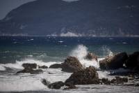 Καιρός: Ισχυροί άνεμοι στο Αιγαίο, μικρή πτώση της θερμοκρασίας