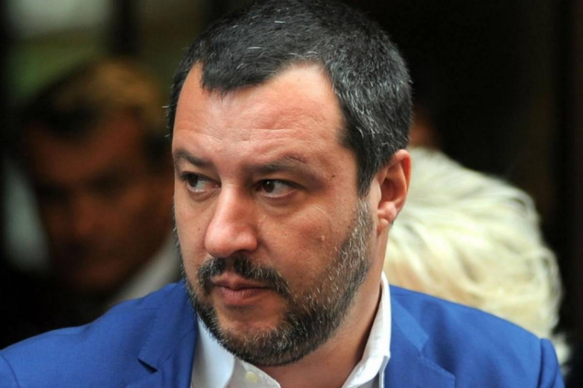 Russia Gate στην Ιταλία: «Πρόσφεραν 3 εκ. ευρώ στον Σαλβίνι για τις Ευρωεκλογές»