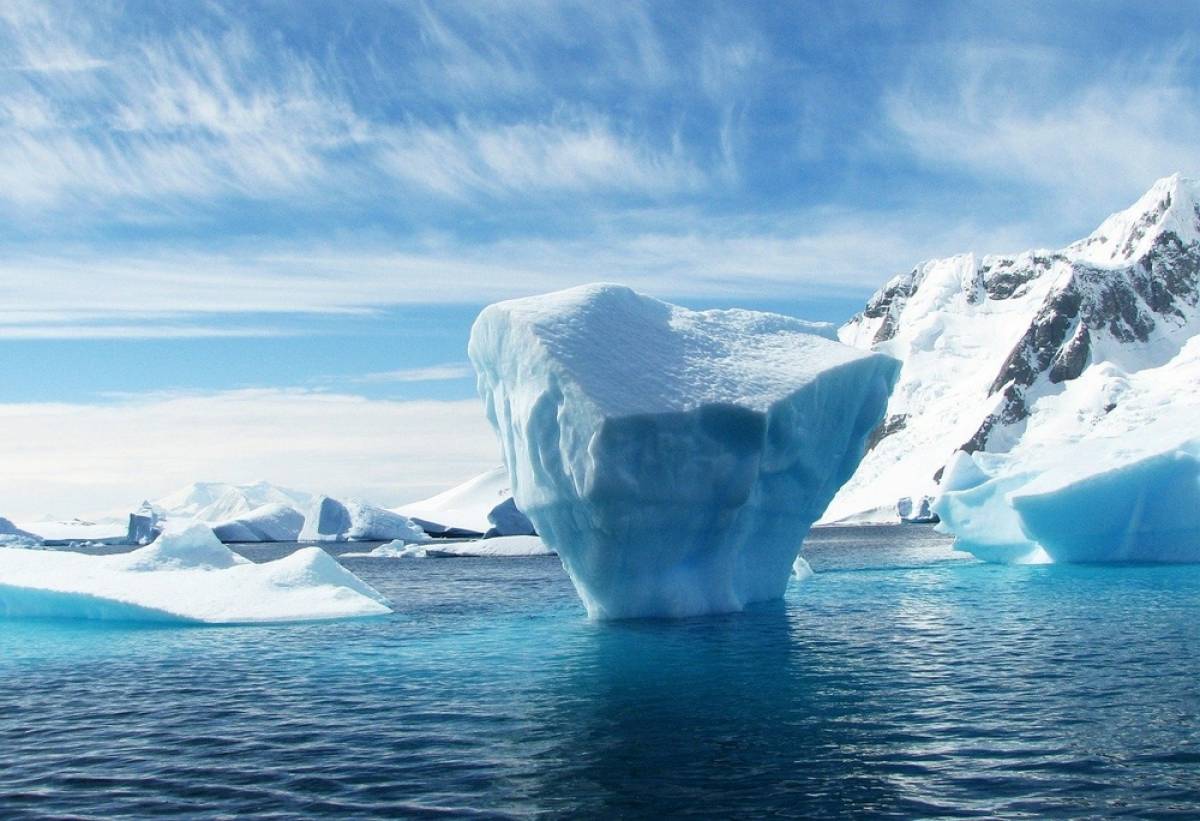 Κλιματική αλλαγή: Οι πάγοι στην Ανταρκτική λιώνουν με τρομακτική ταχύτητα