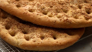 Λαγάνα: Συνταγή για να φτιάξετε το ψωμί της Καθαράς Δευτέρας