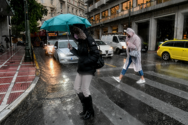 Χαλάει σε λίγες ώρες ο καιρός: Βροχές και κρύο - Τι λένε οι μετεωρολόγοι