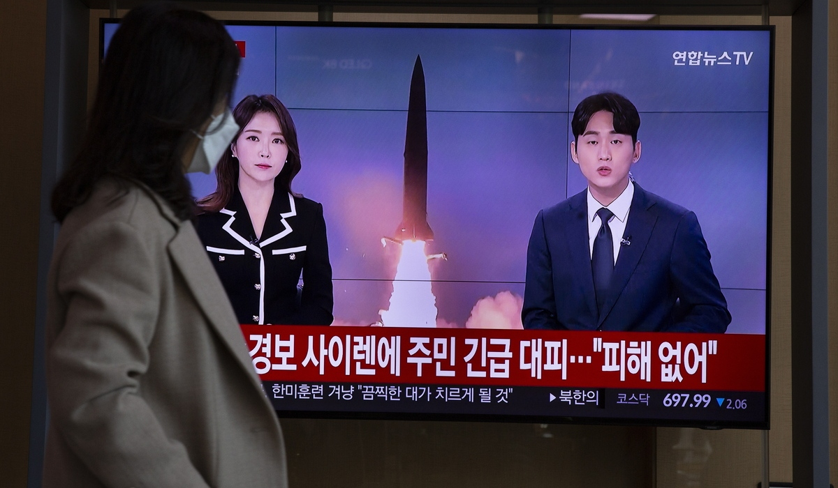 Νέα εκτόξευση βαλλιστικού πυραύλου από τη Βόρεια Κορέα - Η αναφορά για «ραδιενεργό τσουνάμι»