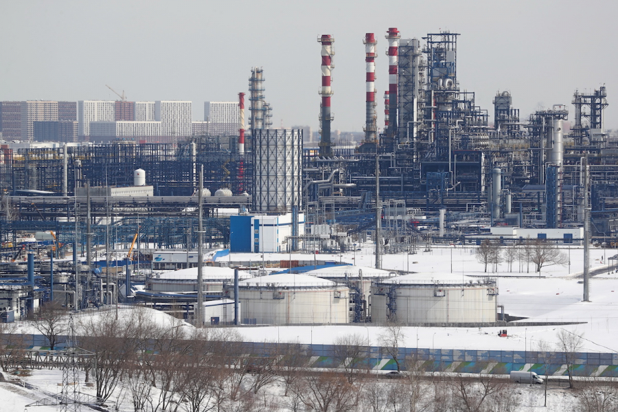 Η Ε.Ε. κλιμακώνει τις κυρώσεις: Από το ρωσικό πετρέλαιο στο φυσικό αέριο