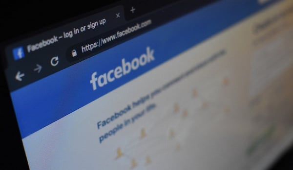 Το Facebook προσλαμβάνει 10.000 άτομα στην Ευρώπη για να δουλέψουν στο metaverse