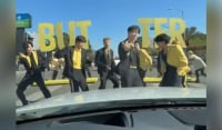 BTS: Κάνουν έκπληξη σε παρουσιάστρια ειδήσεων με live ερμηνεία στο δρόμο
