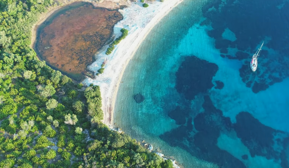 Τα άγνωστα νησάκια του Ιονίου με «άρωμα» δεκαετίας του '60