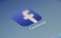 Facebook: Μεγάλη ανατροπή με τα like