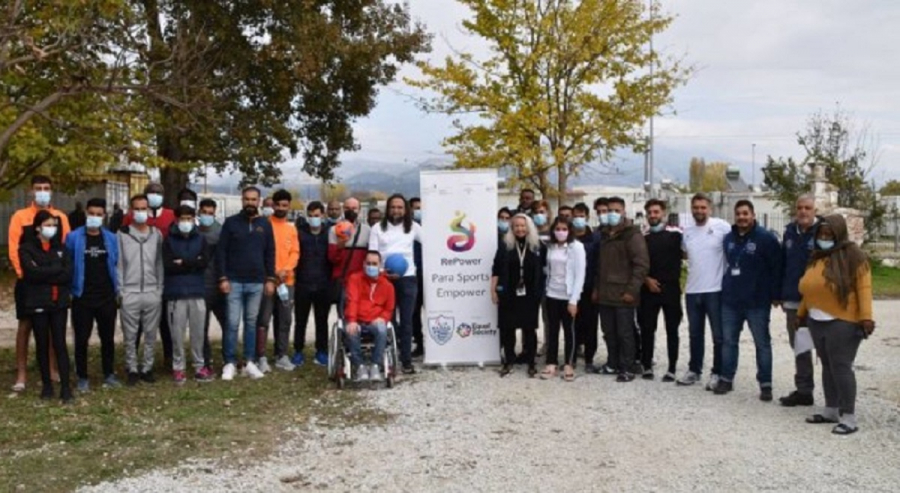 Η Ελληνική Παραολυμπιακή Επιτροπή επισκέφθηκε τα κέντρα φιλοξενίας προσφύγων
