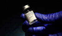 Κορονοϊός: Ο EΜΑ ξεκίνησε αξιολόγηση για νέα έκδοση του εμβολίου της Pfizer