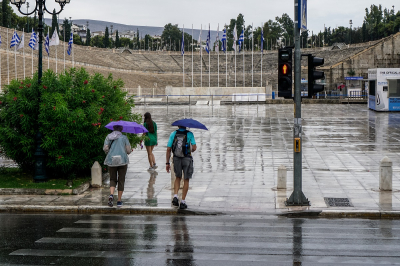 Καταρρακτώδης βροχή τώρα στην Αθήνα - Οι περιοχές SOS για πλημμύρες
