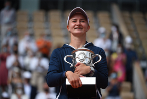 Ρολά Γκαρός Γυναικών: Νικήτρια η Κρεϊτσίκοβα για πρώτη φορά στην καριέρα της