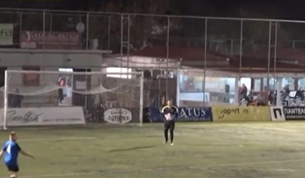 Απίστευτο βίντεο: Τερματοφύλακας στο Ρέθυμνο βάζει γκολ με… απευθείας βολέ