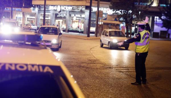 Χρυσοχοΐδης για Πρωτοχρονιά: Νεκρή η πόλη μετά τις 22.00 - Σαρωτικοί έλεγχοι