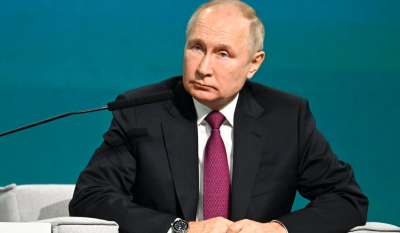Ο Πούτιν προειδοποιεί για «σοβαρές συνέπειες» αν τεθεί πλαφόν στο ρωσικό πετρέλαιο