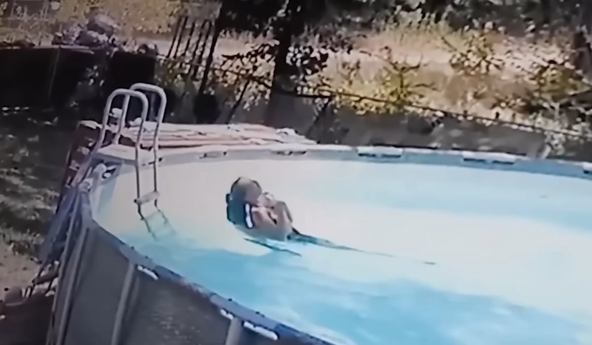 ΗΠΑ: Συγκλονιστικό βίντεο - 10χρονο αγοράκι σώζει τη μαμά του από πνιγμό σε πισίνα