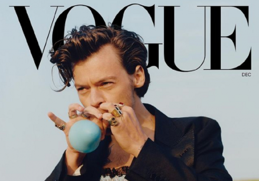 Harry Styles: Ο πρώτος άντρας που πόζαρε σε εξώφυλλο της Vogue