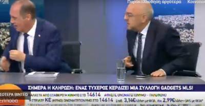 Γιώργος Παπαδάκης: Τι έκαναν Βελόπουλος, Μπάμπης Παπαδημητρίου μόλις έπεσε από την καρέκλα