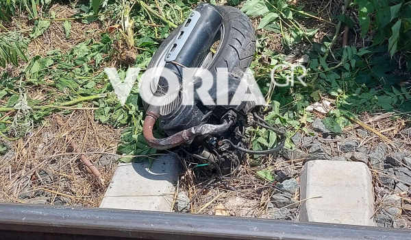 Θεσσαλονίκη: Νεκρός ο μοτοσικλετιστής που παρασύρθηκε από τρένο