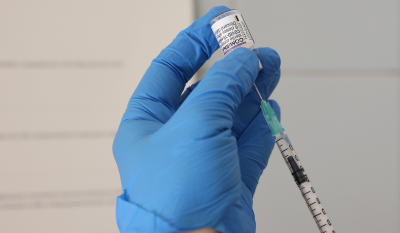 Εμβόλια: Σημαντικά αυξημένος ο κίνδυνος μυοπεριδκαρδίτιδας σε άνδρες κάτω των 30 ετών που έλαβαν 2η δόση mRNA