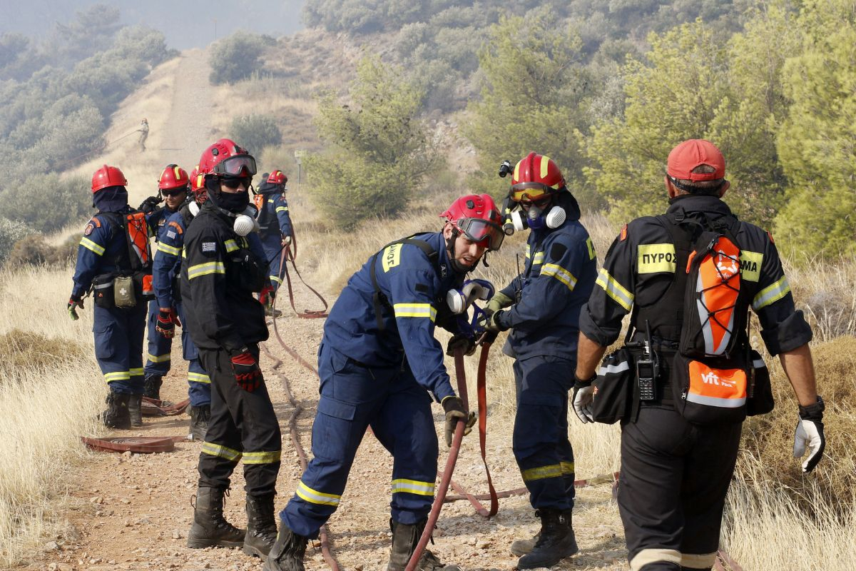 Φωτιά στην Πάρνηθα: Δεν υπάρχει μεγάλο ενεργό μέτωπο - Περιπολίες για πιθανούς εμπρησμούς