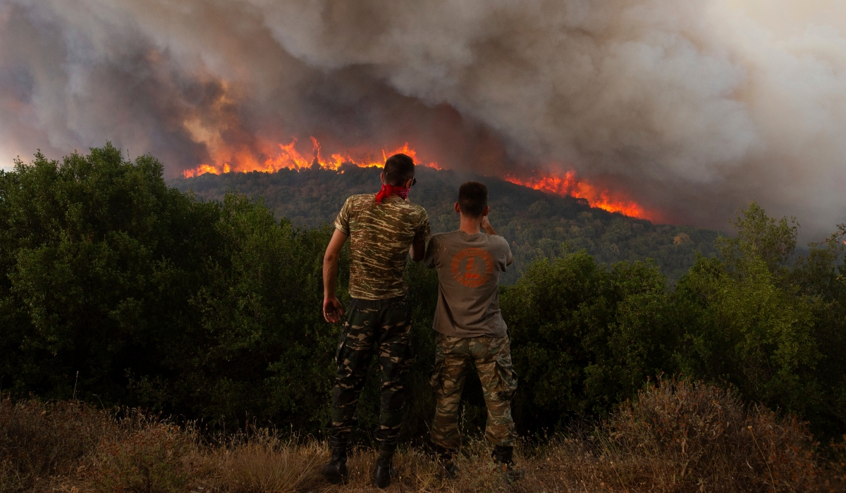 Φωτιά στη Ροδόπη: Εκκενώνεται η Λεπτοκαρυά - «Απομακρυνθείτε προς Σάπες»