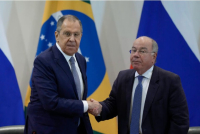 Λαβρόφ από τη Βραζιλία: Η Ρωσία θέλει να τελειώσει ο πόλεμος στην Ουκρανία «το συντομότερο δυνατόν»