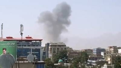 Καμπούλ: Ανατινάχθηκε αυτοκίνητο έξω από αστυνομικό τμήμα (Βίντεο)