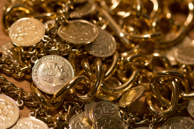 Κοζάνη: Προσποιήθηκε τον ηλεκτρολόγο και έκλεψε 40 χρυσές λίρες