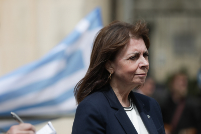 Κατερίνα Σακελλαροπούλου για Εμανουέλ Μακρόν: «Συνεχίζεται η εξαιρετική συνεργασία Γαλλίας - Ελλάδας»