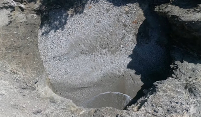 Εύβοια: Το βίντεο με παραλία μέσα σε κρατήρα που έχει γίνει viral