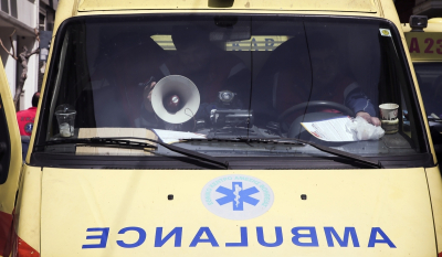 Τρίκαλα: Διασωληνώθηκε άνδρας μετά από σοβαρό τραυματισμό σε συνεργείο