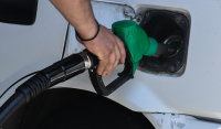 Τροπολογία του ΣΥΡΙΖΑ για μείωση των ΕΦΚ σε βενζίνη, πετρέλαιο κίνησης και φυσικό αέριο