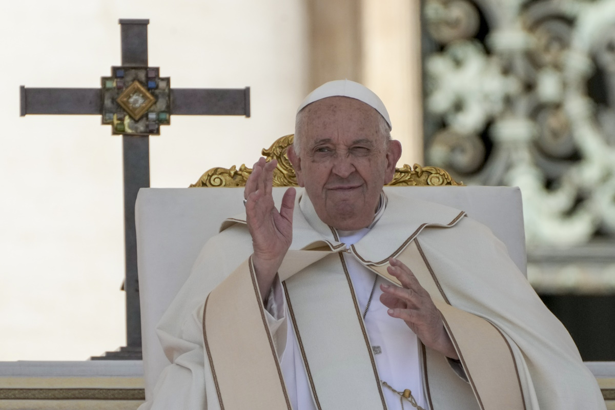 Βατικανό: Συγγνώμη του Πάπα Φραγκίσκου για τον προσβλητικό χαρακτηρισμό των ομοφυλόφιλων