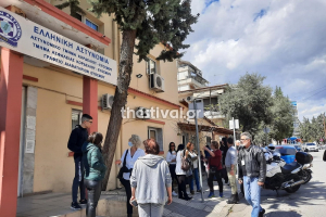 Θεσσαλονίκη: Μήνυση μητέρας σε διευθυντή σχολείου - Δεν άφησε τον γιο της να μπει χωρίς self test