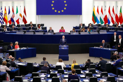 Σκάνδαλο παρακολουθήσεων: Το Ευρωκοινοβούλιο καλεί Κουκάκη και Μαλιχούδη