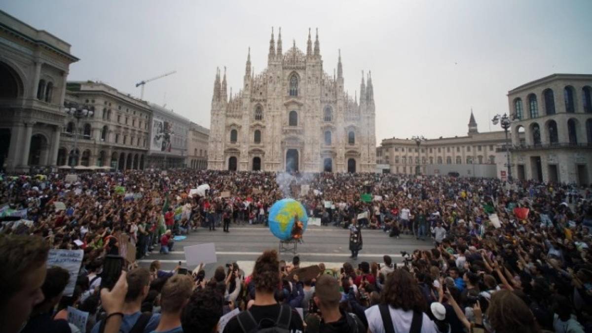 Ιταλία: Μαζικές διαδηλώσεις για την κλιματική αλλαγή